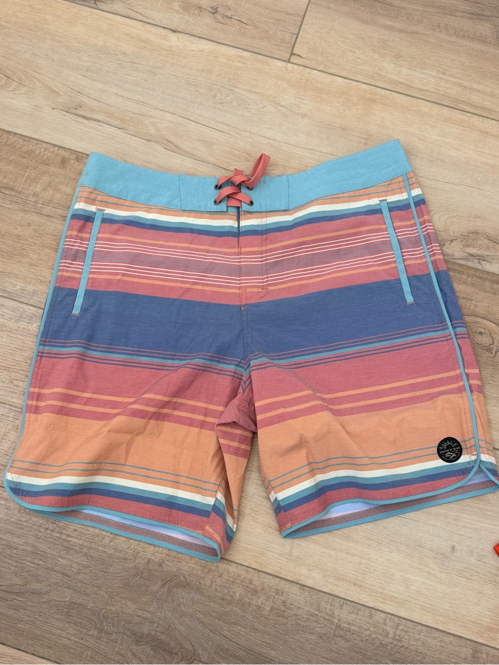 Men’s Board Shorts - Picture 1 of 2